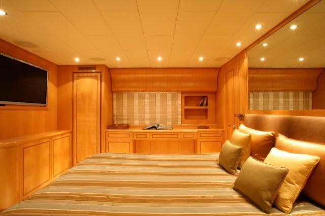 HARDWORK II - Master Cabin 2
