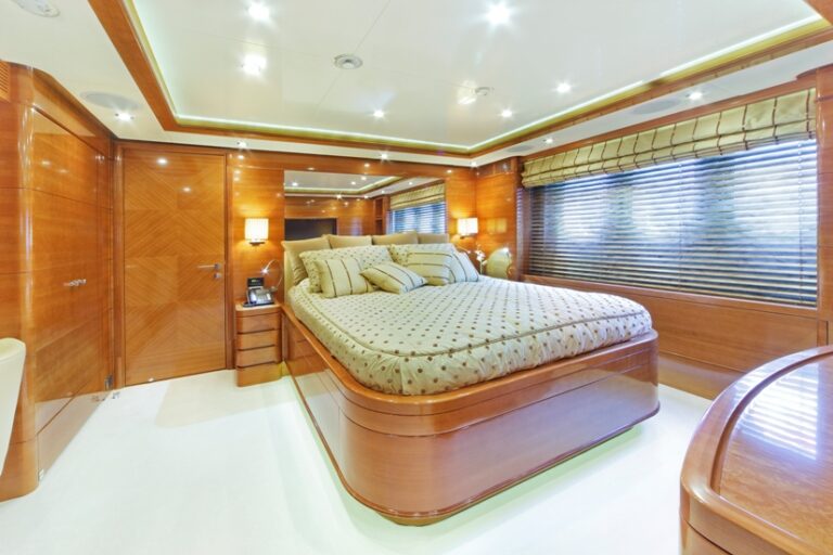 VIP Cabin