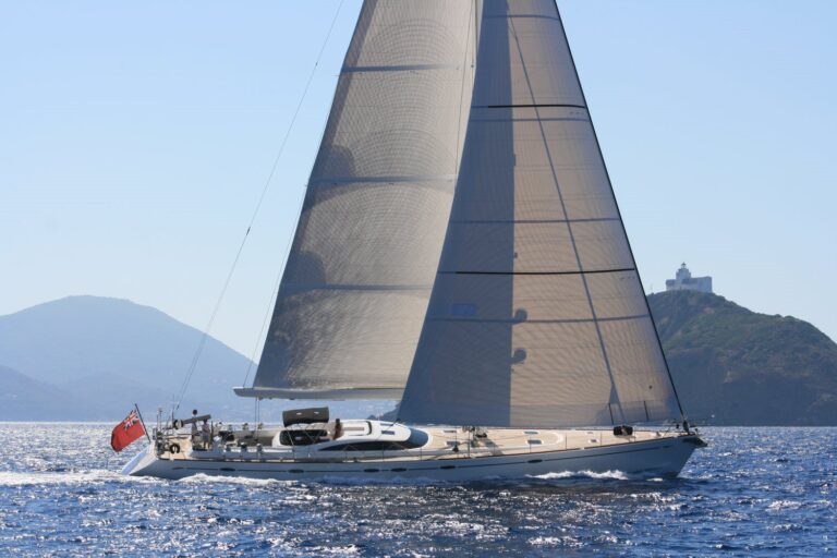 HAVANA OF LONDON - Sailing