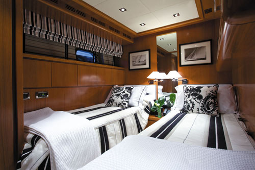 HERO Twin Cabin