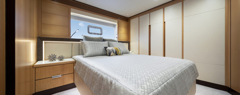 Double Cabin