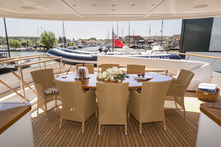 Hakvoort My Soprano bridge deck aft