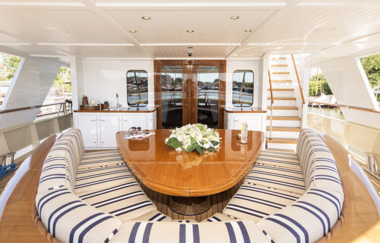 Hakvoort My Soprano main aft deck al fresco dining setting