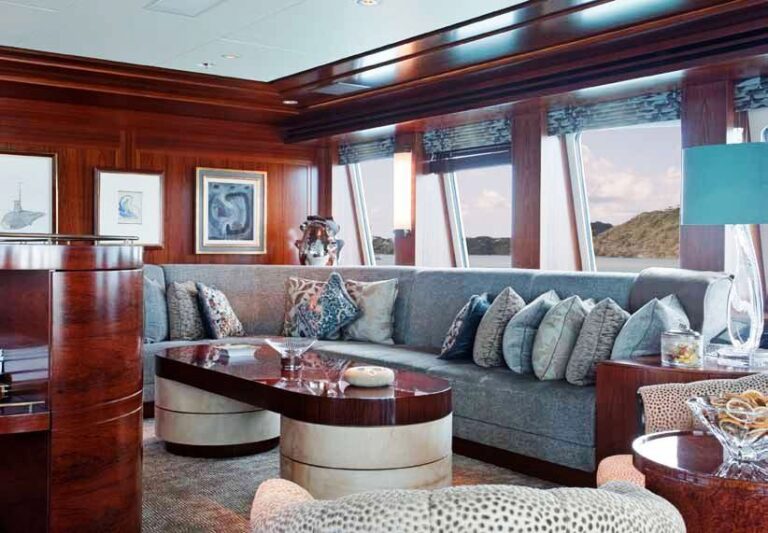 Heesen Motor yacht BLIND DATE Skylounge