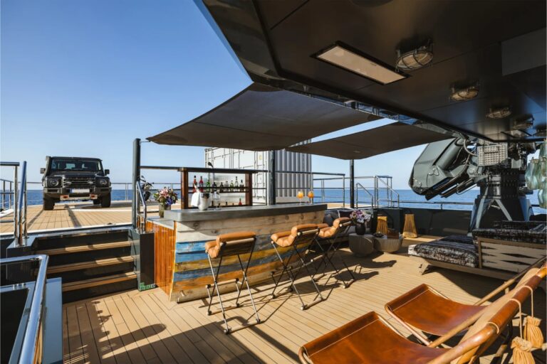 Helipad With Bar Area
