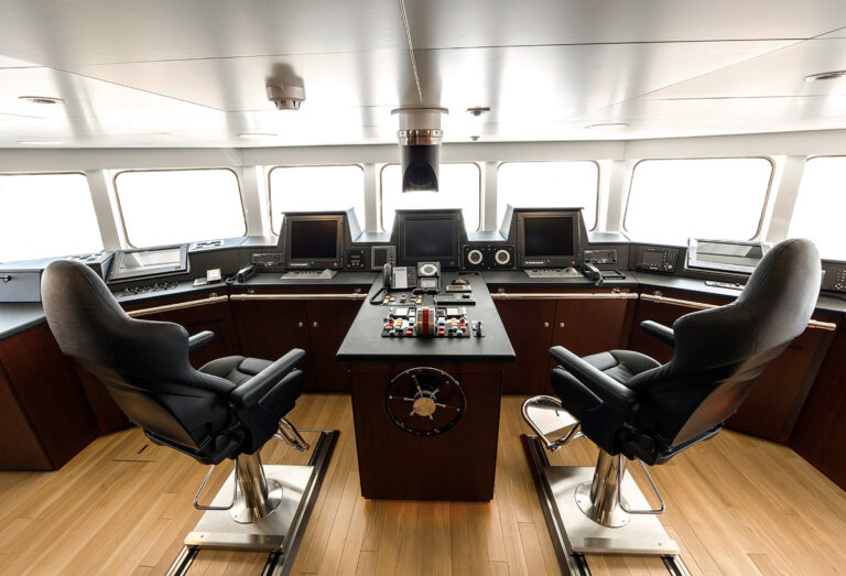 Helm Station