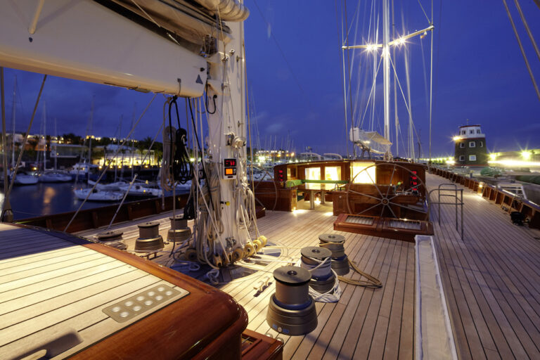 Hetairos by night  - photo Baltic Yachts