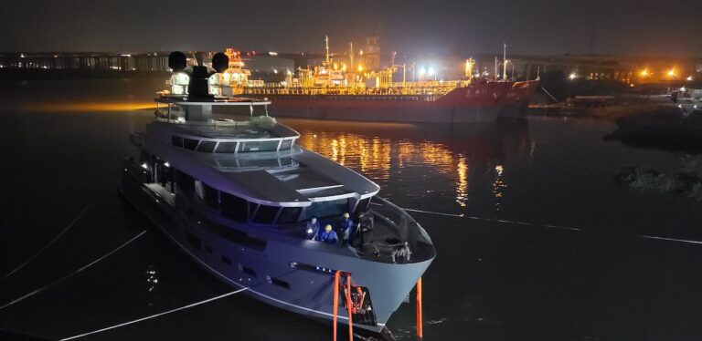 Heysea Yachts Motor Yacht DOPAMINE Launched