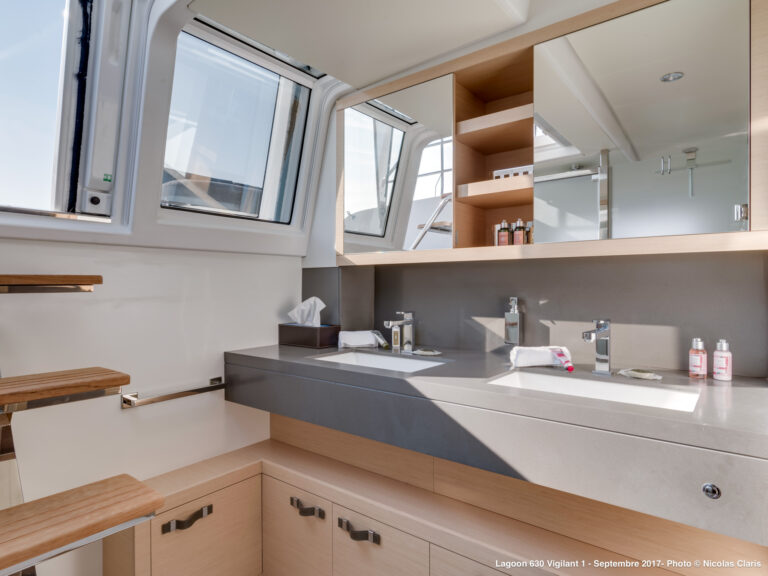 His And Hers Sinks Master Cabin