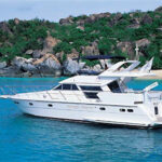 Horizon 56 Power boat