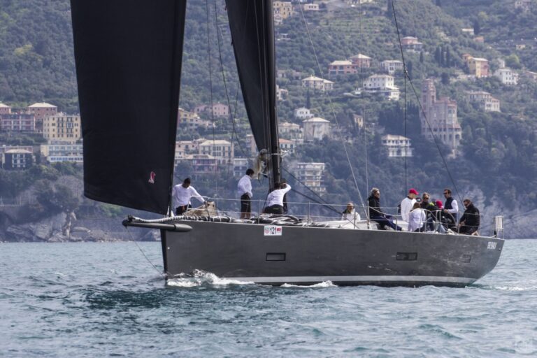 ICE Sailing Yacht Sueno - Sailing