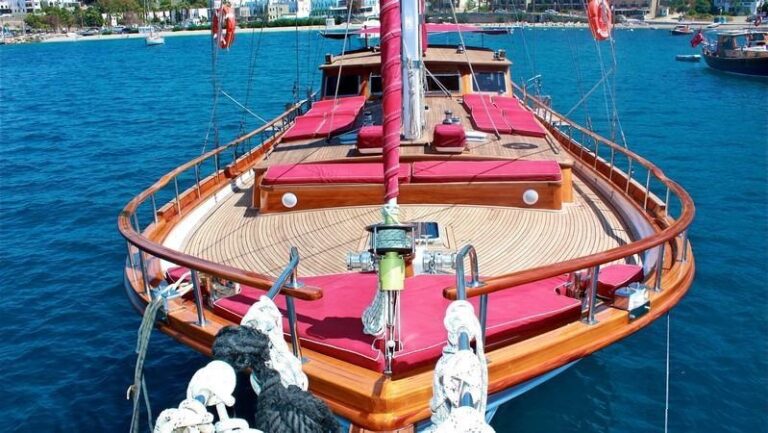 IL FRATELLO - Foredeck