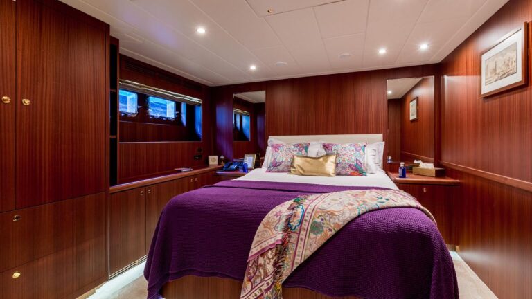 Guest suite