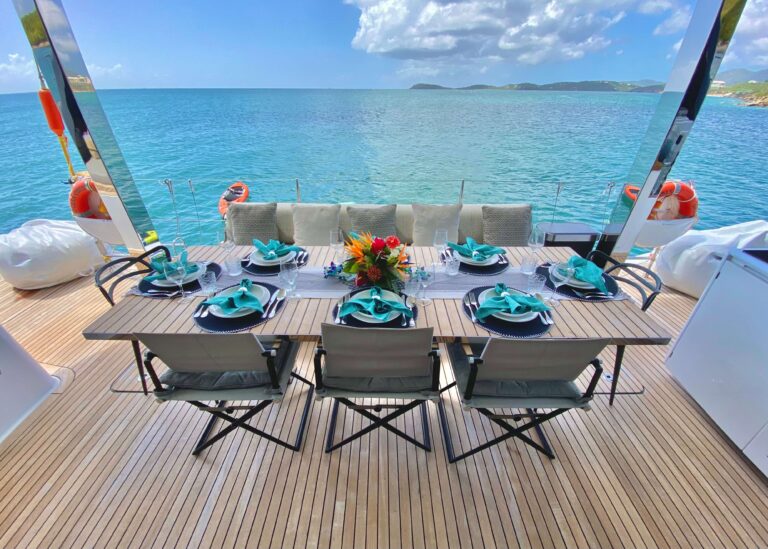 Aft deck dining