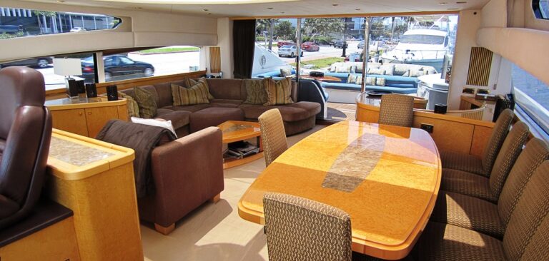 IMPULSIVE TOO - Main Salon looking Aft