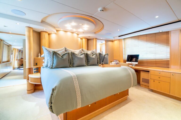 Master suite