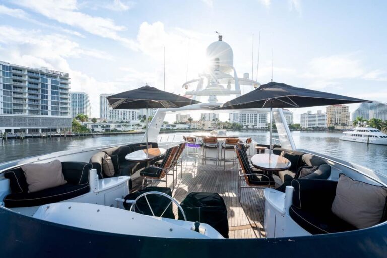 Sun deck