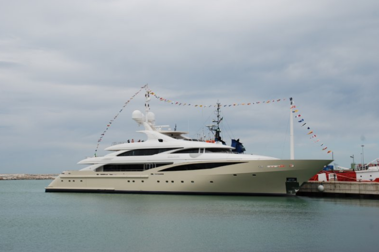 ISA 630 Motor Yacht Kolaha