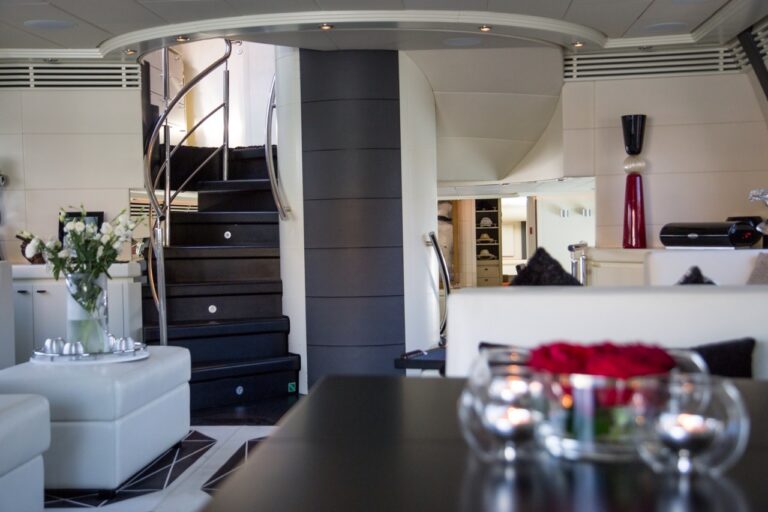 ISA Motor yacht SAMJA - Stairwell