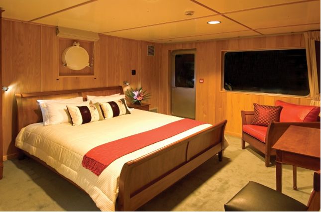 ISLAND PASSAGE - Cabin