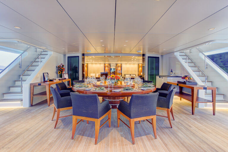 Icon Motor Yacht PARTY GIRL - Upper deck alfresco dining