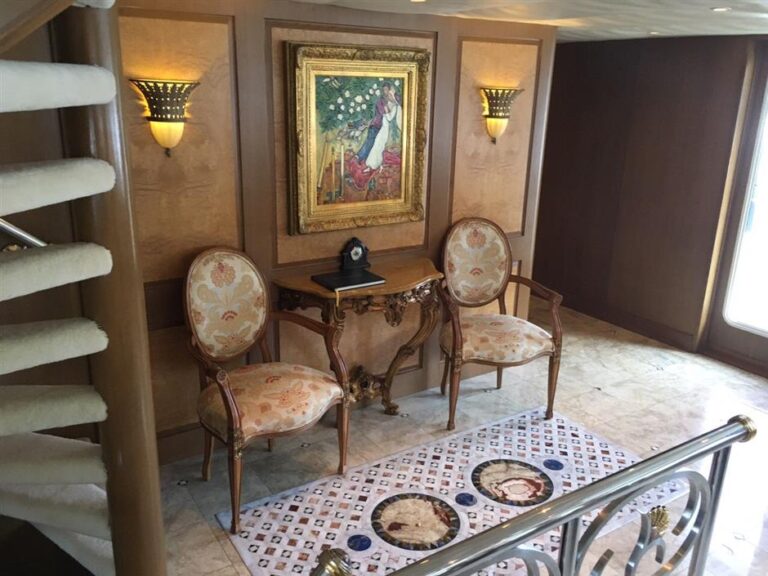 Interior Decor