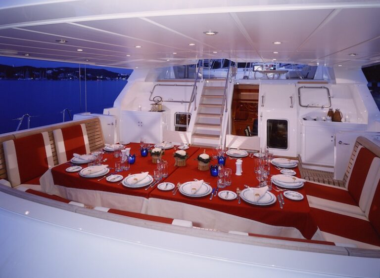JONGERT sailing yacht Passe Partout aft-cockpit