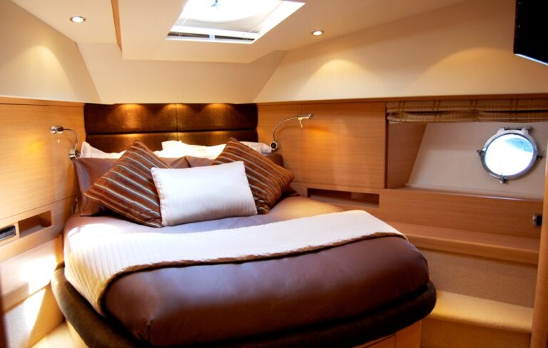 JR VIP Cabin Too.