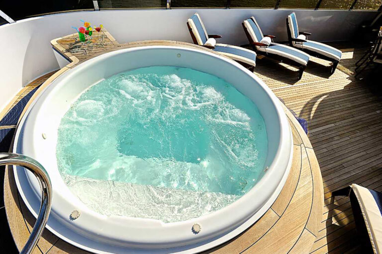 Jacuzzi