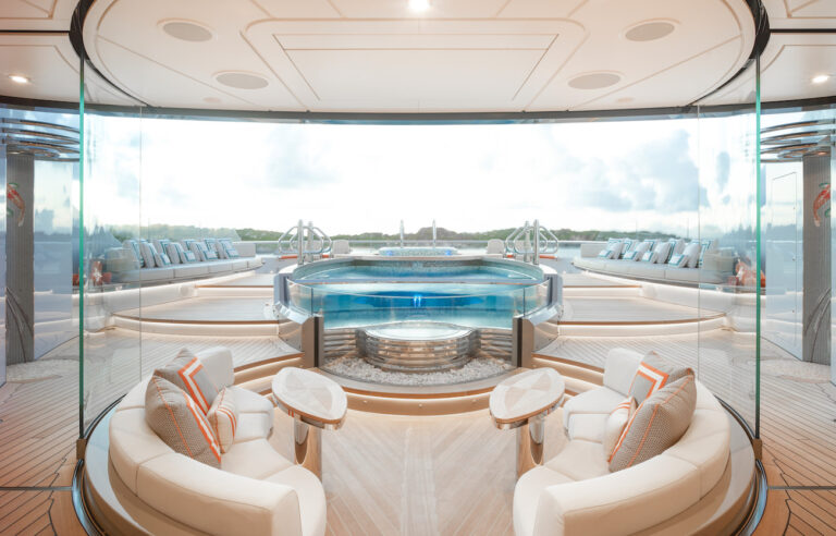 Jacuzzi Daytime
