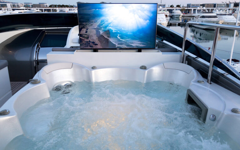 Jacuzzi With TV