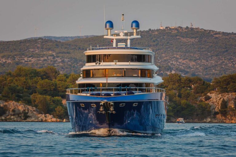 Johnson Baby Yacht In Croatia