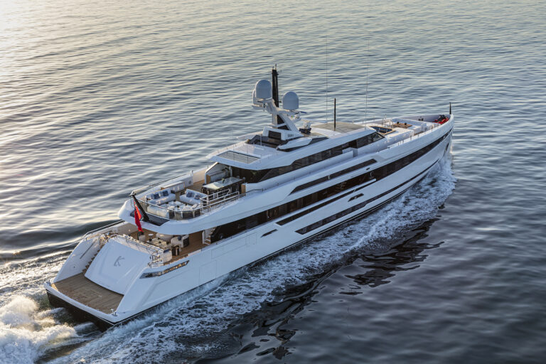 K2 Superyacht Running
