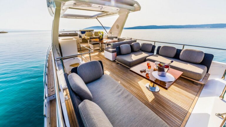Sun Deck Seating