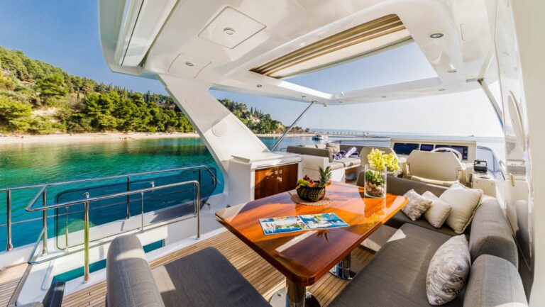 Sun Deck Seating