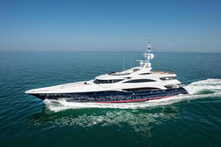 KARIANNA by Benetti
