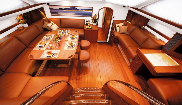 KEALOHA 8 - Saloon 3