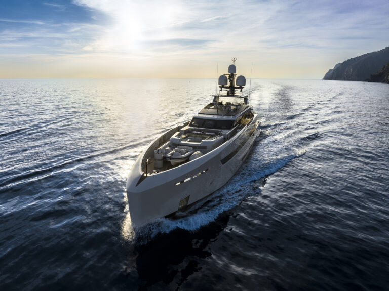 KINDA Yacht Cruising