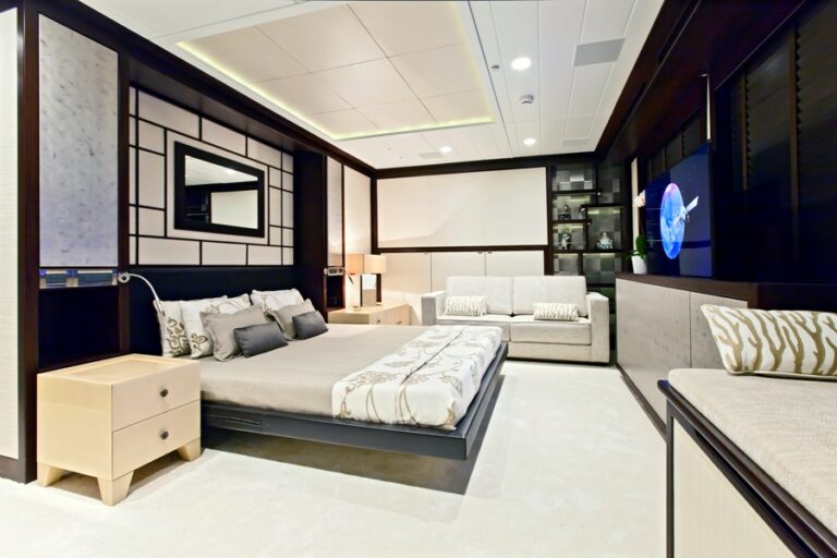 Karia superyacht Guest Room