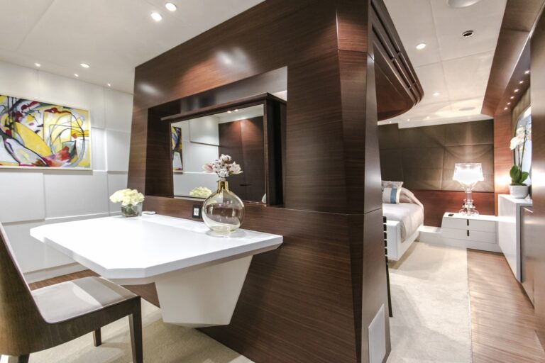 Katina yacht - stateroom
