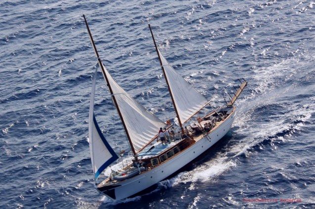 Ketch EFI -  Sailing shot from above