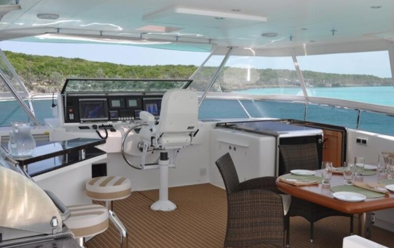 LA MANGUITA - Flybridge 2