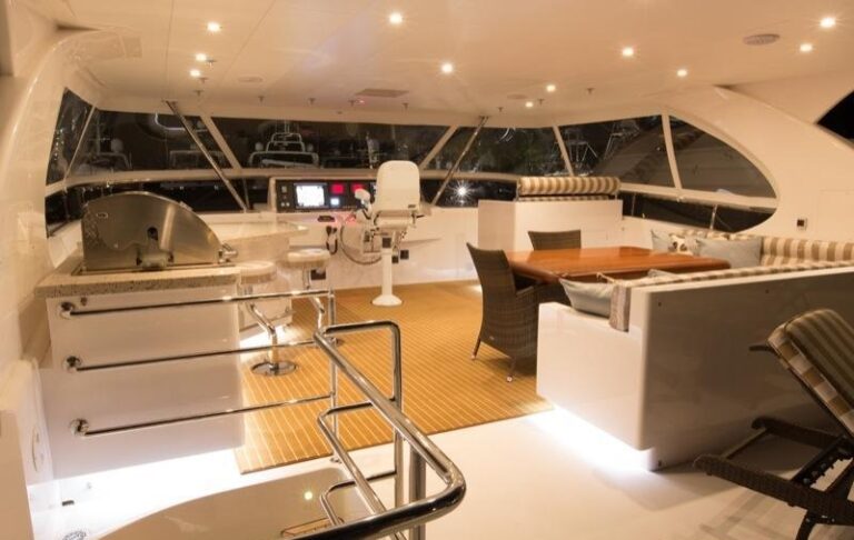 LA MANGUITA - Flybridge