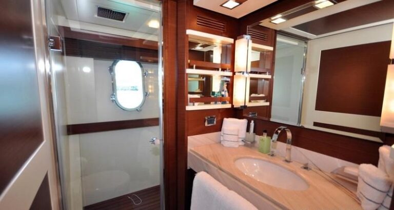 LADY CAROLE - Ensuite