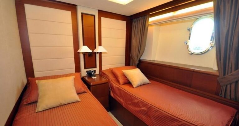 LADY CAROLE - Guest twin cabin
