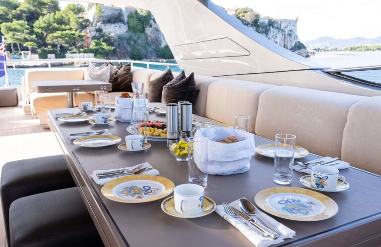 Al Fresco Dining Set Up