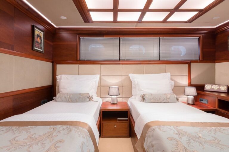 Twin Suite