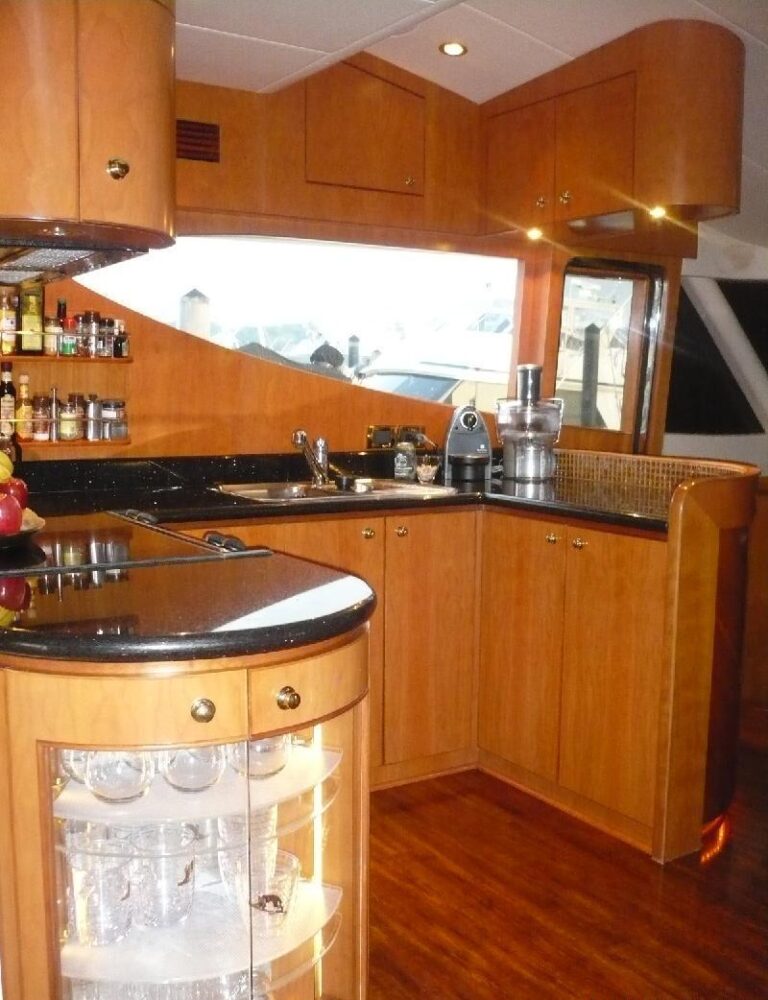 LADY MARGARET -  Galley