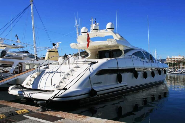 LADY SHEILA II -  In Port
