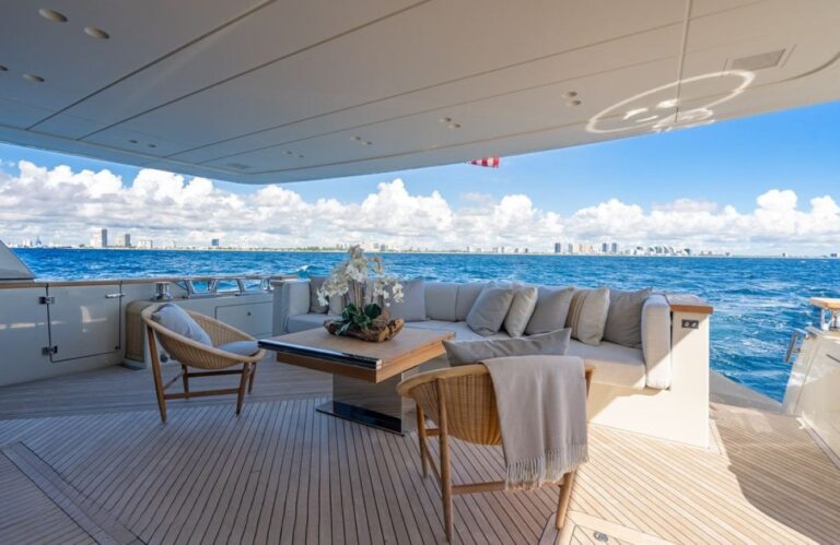 Exterior Relaxation Area